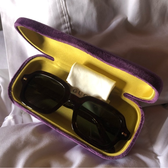 Gucci Sunglasses gg0072s - Picture 3 of 6